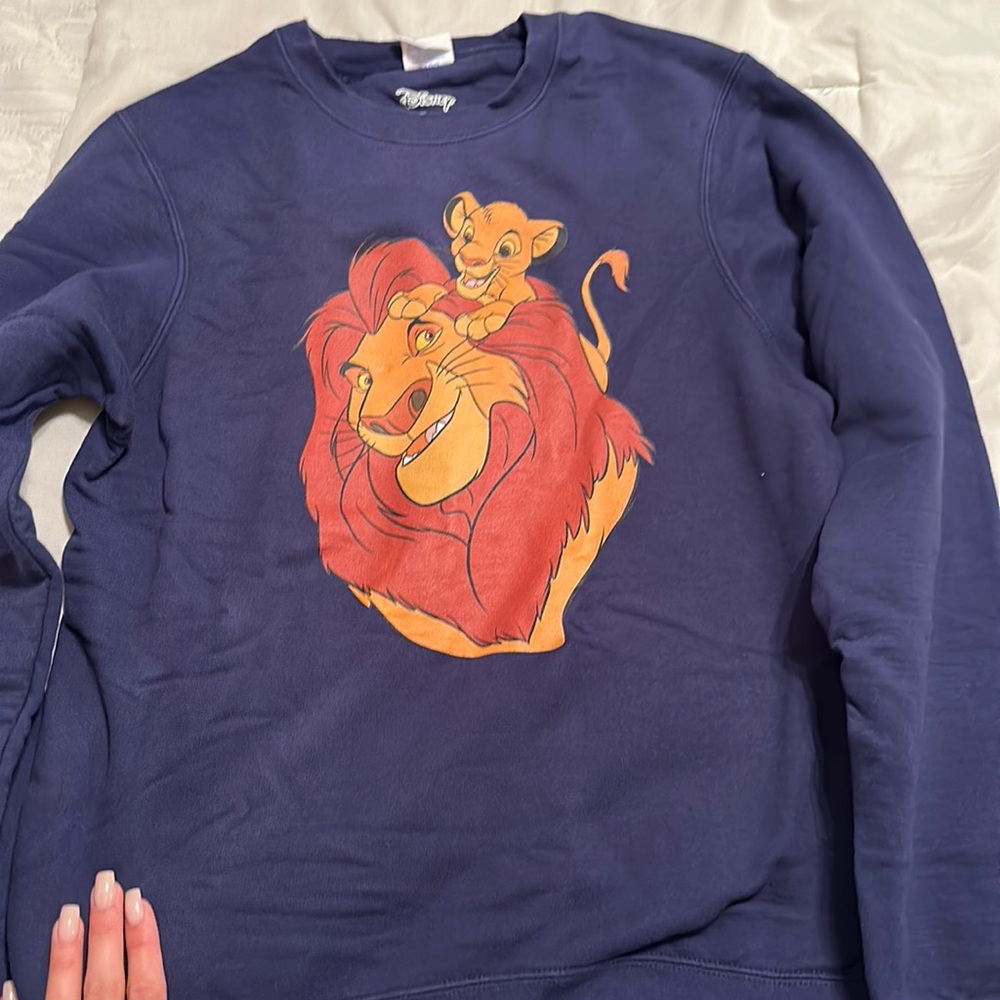 Lion king sweat shirt